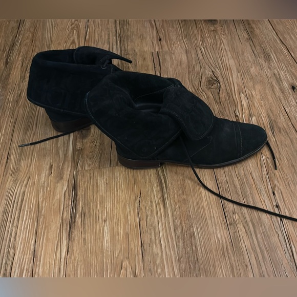 Vintage- Carolina Herrera- Suede Leather Lace Up Boots- 37 - Picture 9 of 10